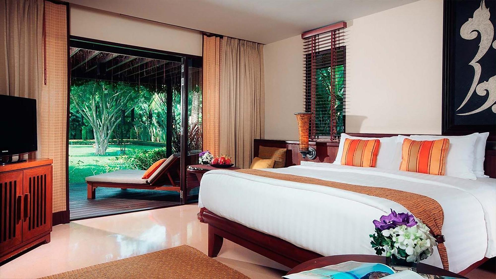 Paradox Resort Phuket Karon Exterior foto Deluxe Pool Access